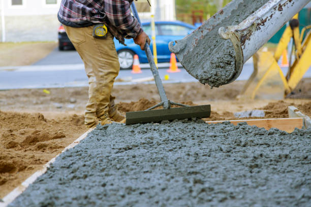 Best Concrete Walkway Installation  in East Merrimack, NH